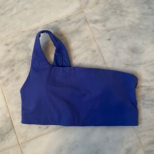 Lululemon Ribbed Nulu Asymmetrical Yoga Bra